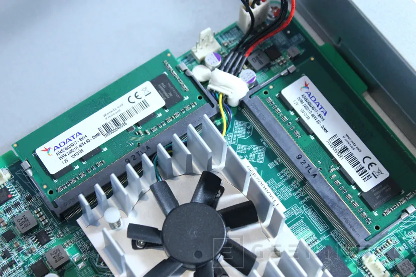Geeknetic Review Switch QNAP QGD-1600P 9